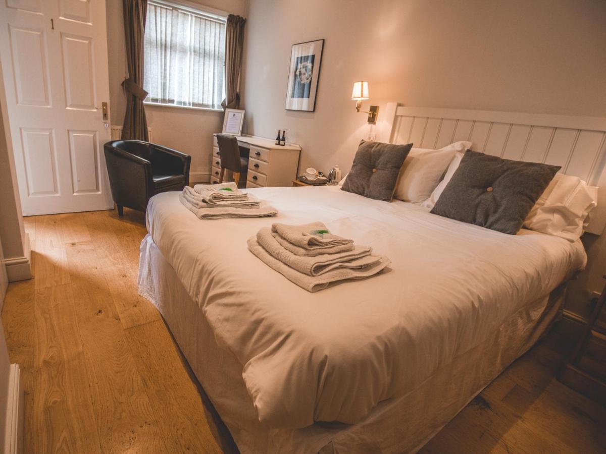 The Bewicke Arms Bed and Breakfast Hallaton Esterno foto